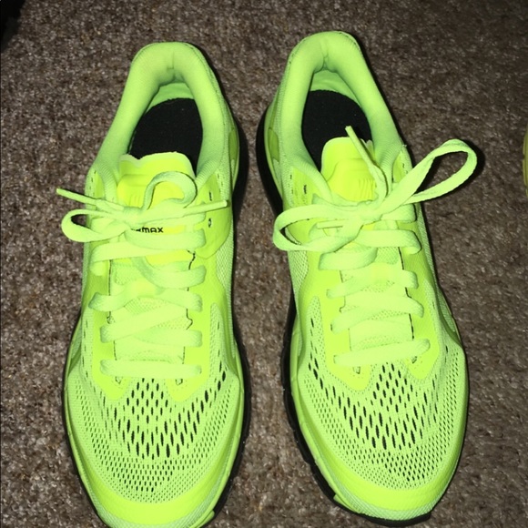 Nike Shoes - NIKE AIRMAX (NEON YELLOW)